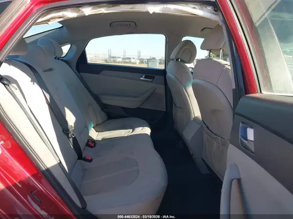 5NPE24AF8HH494732 2017 HYUNDAI SONATA - Image 8