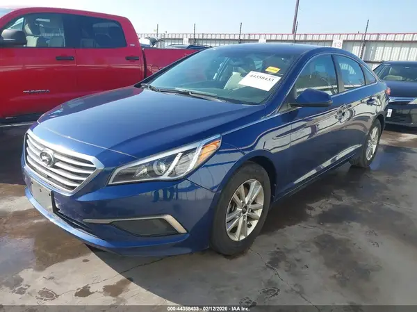 5NPE24AF8HH495234 2017 HYUNDAI SONATA - Image 2