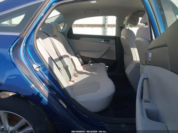 5NPE24AF8HH495234 2017 HYUNDAI SONATA - Image 8