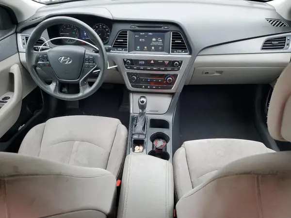 5NPE24AF8HH496030 2017 HYUNDAI SONATA - Image 8