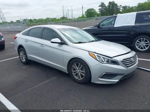 5NPE24AF8HH496481 2017 HYUNDAI SONATA - Image 1