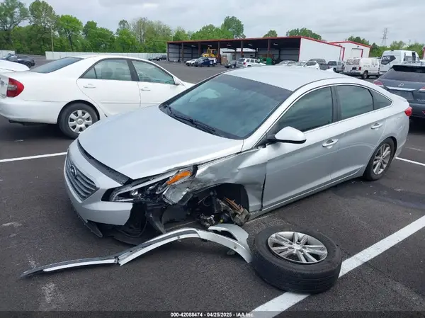 5NPE24AF8HH496481 2017 HYUNDAI SONATA - Image 2