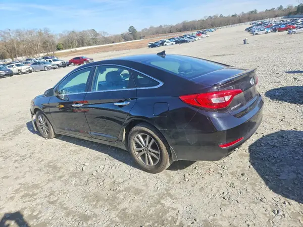 5NPE24AF8HH500335 2017 HYUNDAI SONATA - Image 2