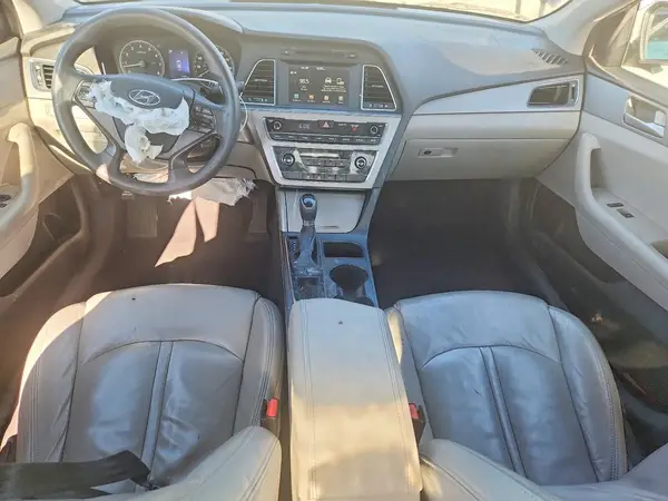 5NPE24AF8HH500335 2017 HYUNDAI SONATA - Image 8