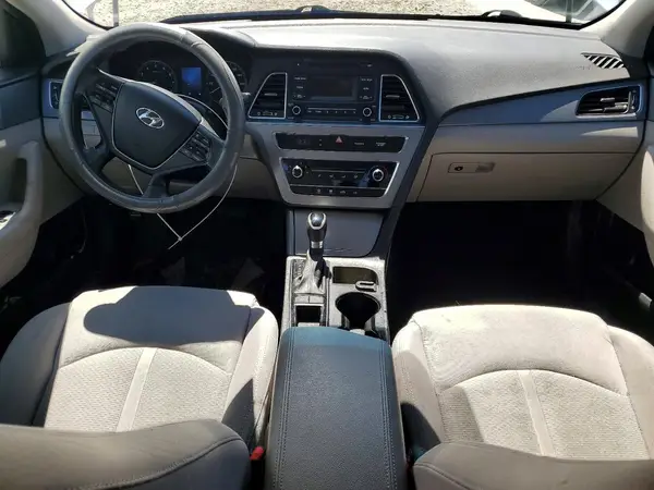 5NPE24AF8HH501579 2017 HYUNDAI SONATA - Image 8