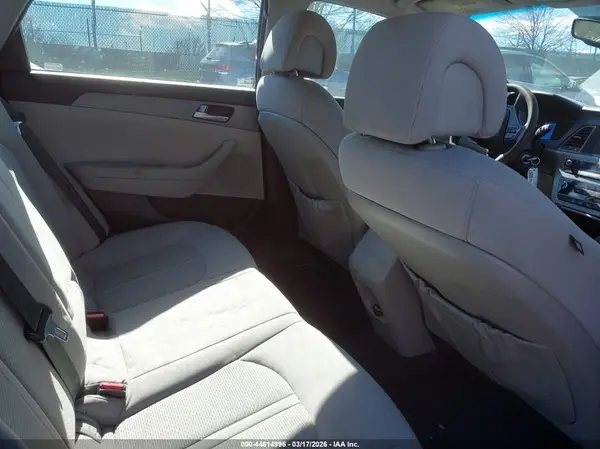 5NPE24AF8HH510573 2017 HYUNDAI SONATA - Image 8