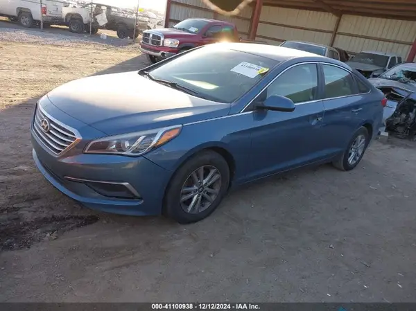 5NPE24AF8HH511982 2017 HYUNDAI SONATA - Image 2