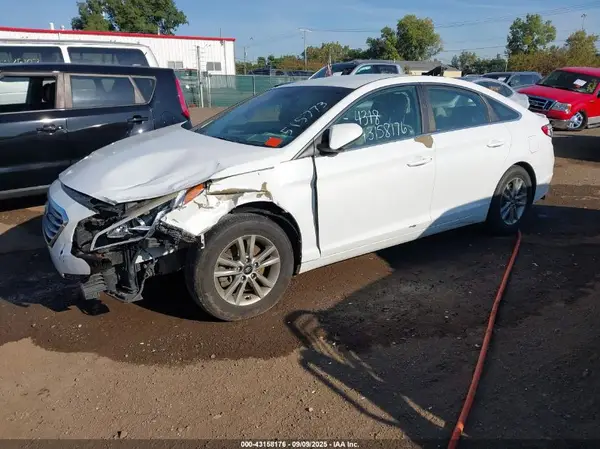 5NPE24AF8HH515773 2017 HYUNDAI SONATA - Image 2