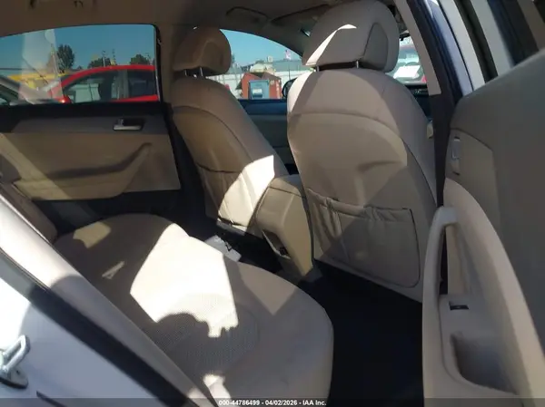 5NPE24AF8HH516891 2017 HYUNDAI SONATA - Image 8