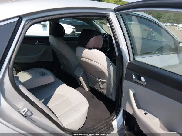 5NPE24AF8HH516972 2017 HYUNDAI SONATA - Image 8