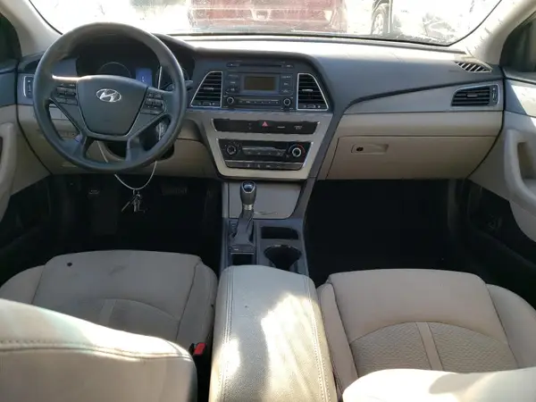 5NPE24AF8HH517202 2017 HYUNDAI SONATA - Image 8