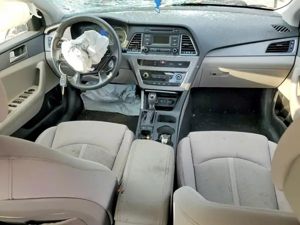 5NPE24AF8HH517541 2017 HYUNDAI SONATA - Image 8