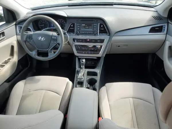 5NPE24AF8HH517717 2017 HYUNDAI SONATA - Image 8