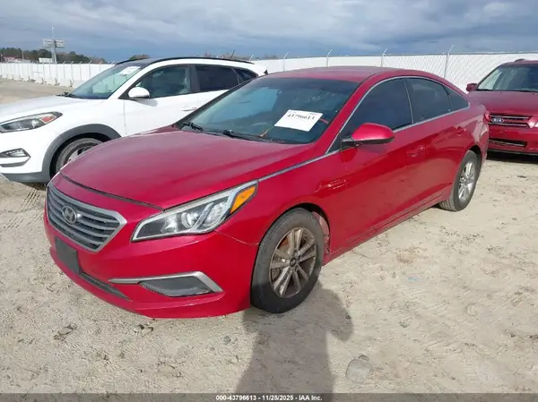 5NPE24AF8HH518849 2017 HYUNDAI SONATA - Image 2