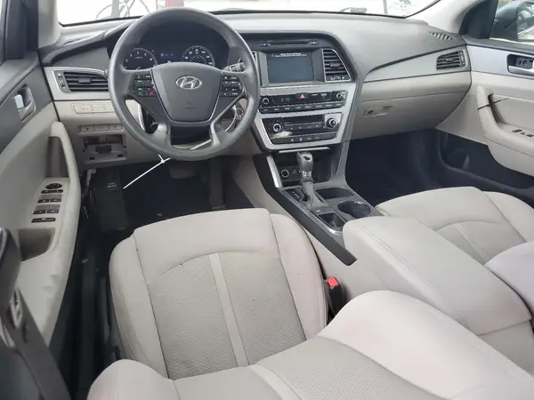 5NPE24AF8HH519404 2017 HYUNDAI SONATA - Image 8