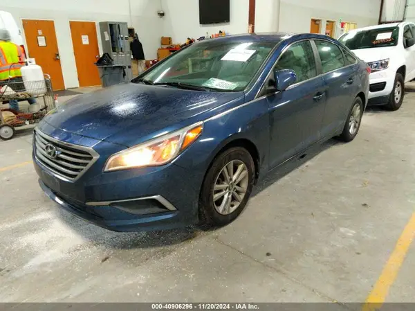 5NPE24AF8HH519466 2017 HYUNDAI SONATA - Image 2