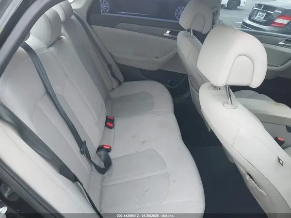 5NPE24AF8HH520519 2017 HYUNDAI SONATA - Image 8