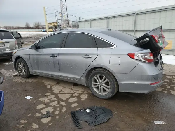 5NPE24AF8HH521072 2017 HYUNDAI SONATA - Image 2
