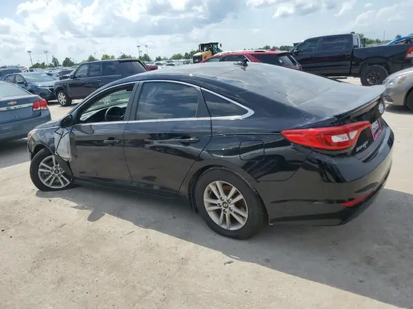 5NPE24AF8HH523761 2017 HYUNDAI SONATA - Image 2