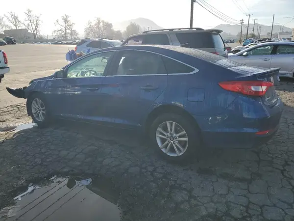 5NPE24AF8HH525798 2017 HYUNDAI SONATA - Image 2