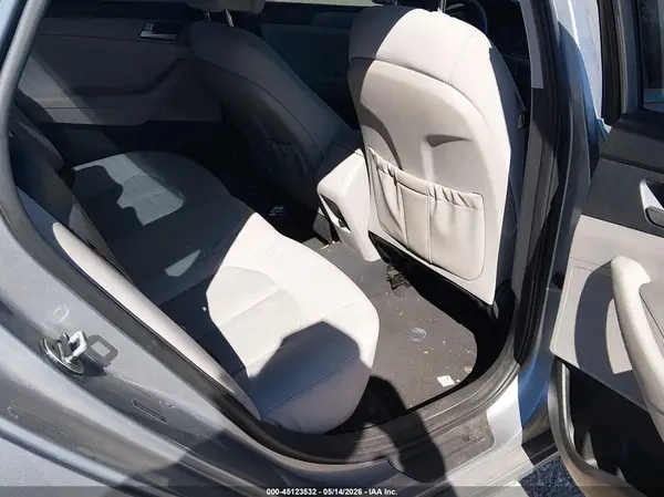 5NPE24AF8HH526062 2017 HYUNDAI SONATA - Image 8