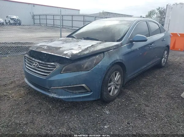 5NPE24AF8HH527650 2017 HYUNDAI SONATA - Image 2