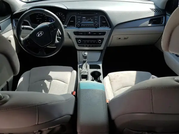 5NPE24AF8HH527745 2017 HYUNDAI SONATA - Image 8