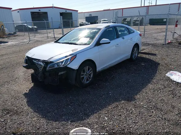 5NPE24AF8HH532217 2017 HYUNDAI SONATA - Image 2