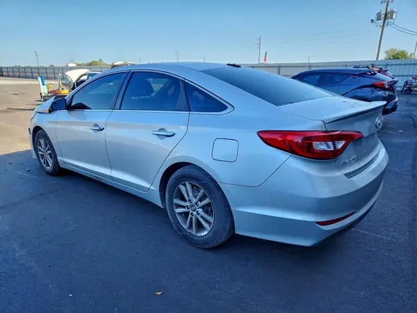 5NPE24AF8HH532640 2017 HYUNDAI SONATA - Image 2