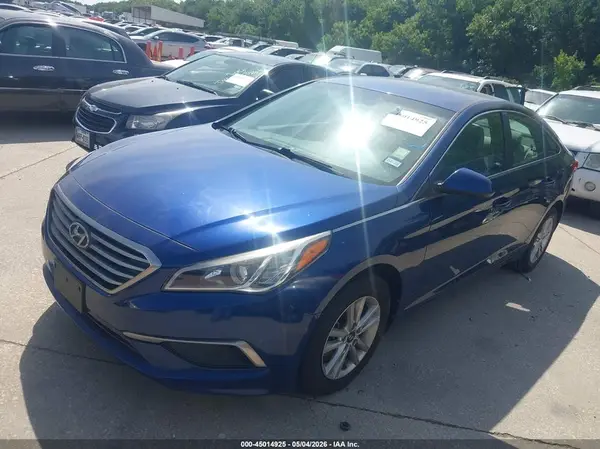 5NPE24AF8HH533268 2017 HYUNDAI SONATA - Image 2