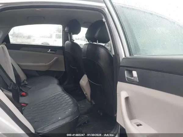5NPE24AF8HH537076 2017 HYUNDAI SONATA - Image 8
