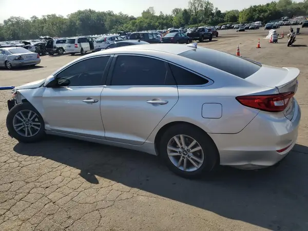 5NPE24AF8HH538809 2017 HYUNDAI SONATA - Image 2
