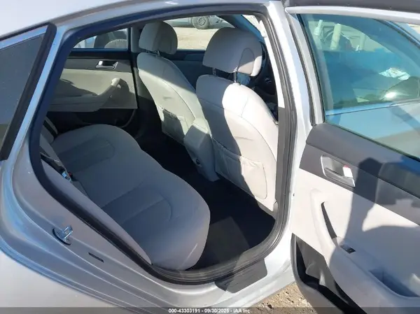 5NPE24AF8HH539281 2017 HYUNDAI SONATA - Image 8