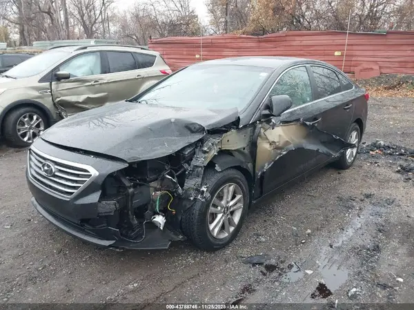 5NPE24AF8HH541550 2017 HYUNDAI SONATA - Image 2