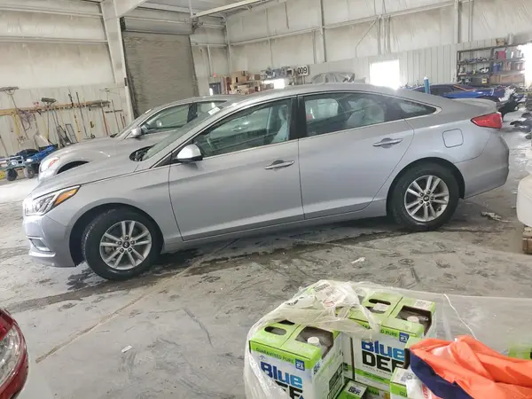 5NPE24AF8HH541757 2017 HYUNDAI SONATA - Image 1