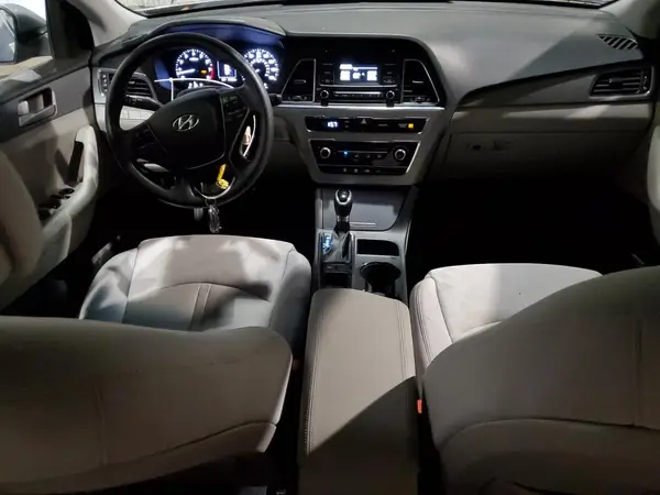 5NPE24AF8HH543301 2017 HYUNDAI SONATA - Image 8
