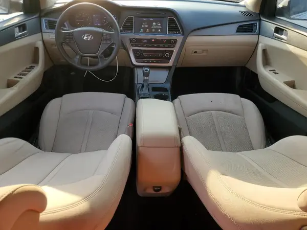 5NPE24AF8HH545758 2017 HYUNDAI SONATA - Image 8