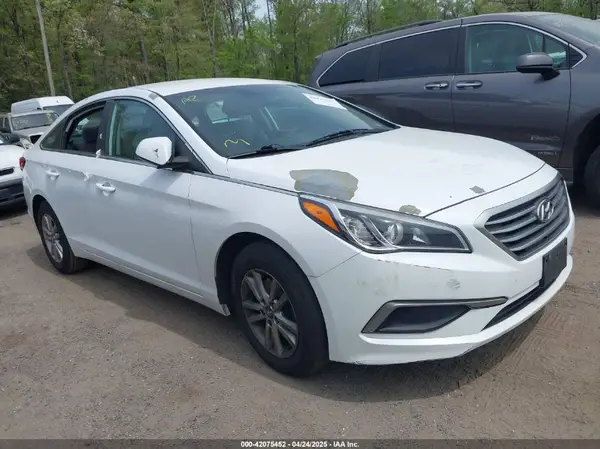 5NPE24AF8HH552970 2017 HYUNDAI SONATA - Image 1