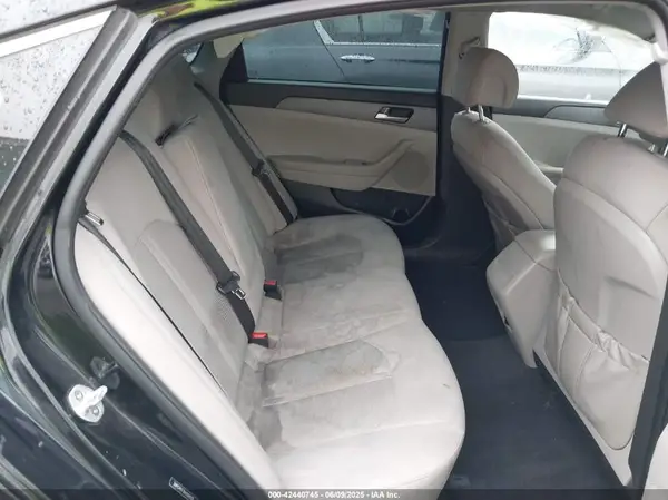 5NPE24AF8HH554105 2017 HYUNDAI SONATA - Image 8