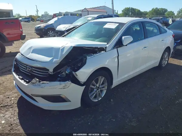 5NPE24AF8HH561104 2017 HYUNDAI SONATA - Image 2