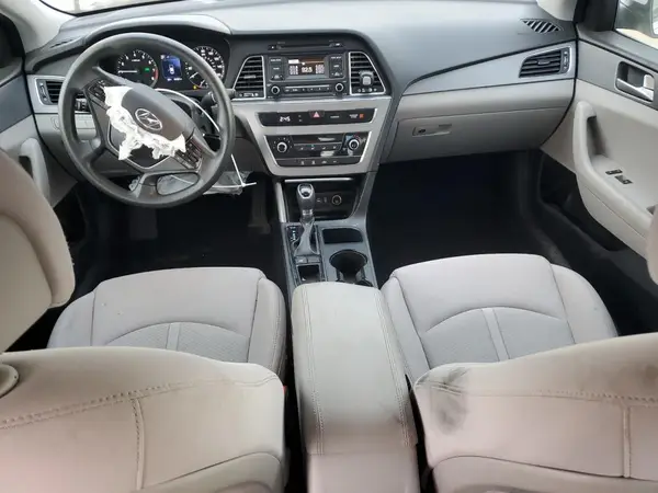 5NPE24AF8HH562057 2017 HYUNDAI SONATA - Image 8