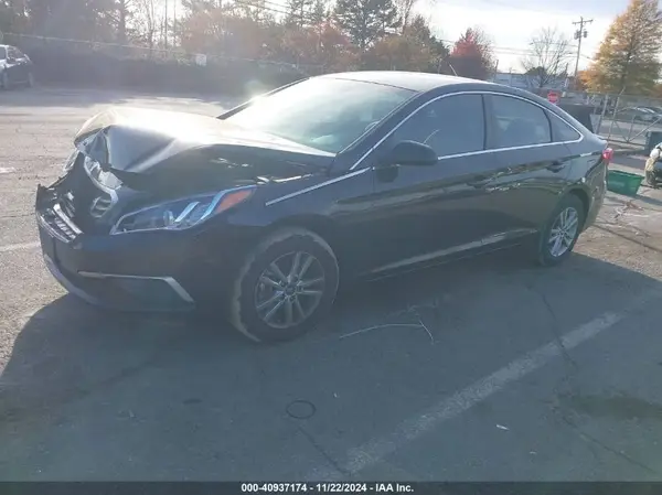 5NPE24AF8HH563256 2017 HYUNDAI SONATA - Image 2