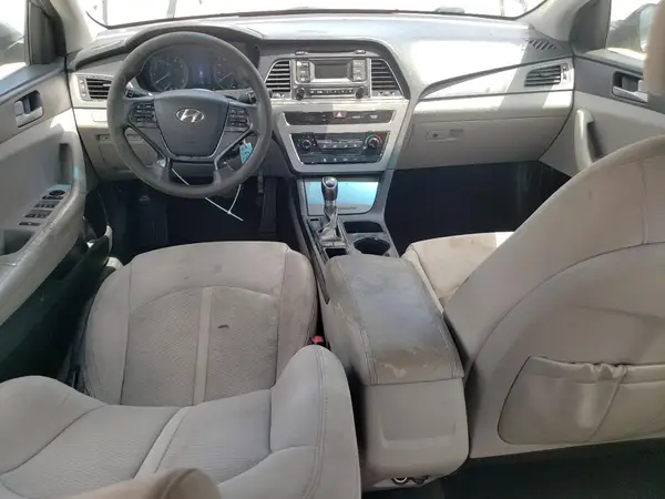 5NPE24AF8HH563418 2017 HYUNDAI SONATA - Image 8