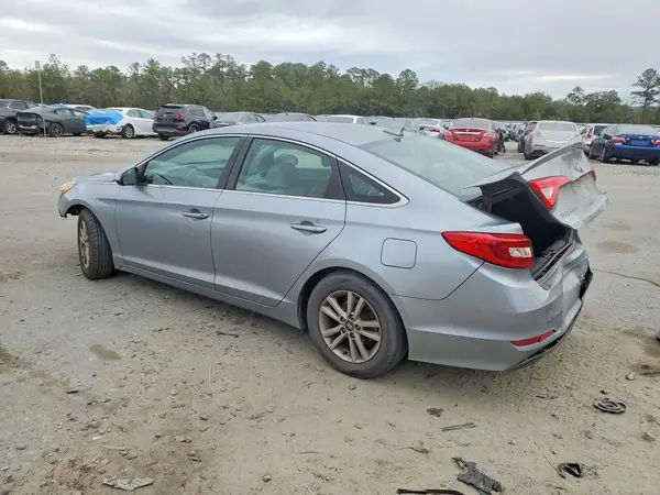 5NPE24AF8HH570563 2017 HYUNDAI SONATA - Image 2