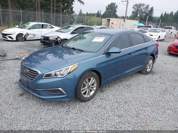 5NPE24AF8HH570787 2017 HYUNDAI SONATA - Image 2