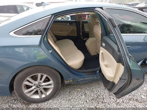 5NPE24AF8HH570787 2017 HYUNDAI SONATA - Image 8