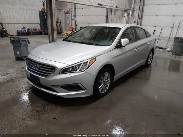 5NPE24AF8HH574550 2017 HYUNDAI SONATA - Image 2