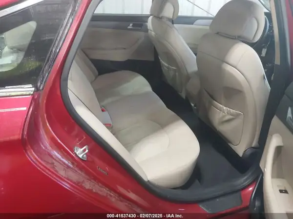 5NPE24AF8HH581742 2017 HYUNDAI SONATA - Image 8