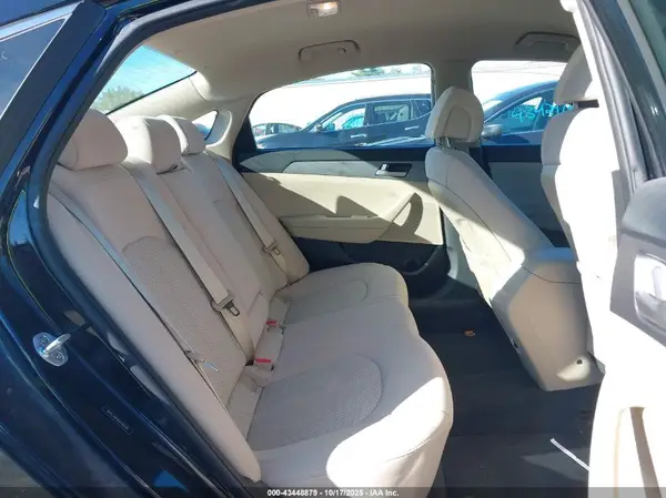 5NPE24AF8HH590148 2017 HYUNDAI SONATA - Image 8