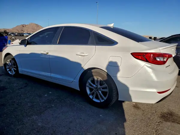 5NPE24AF8HH592269 2017 HYUNDAI SONATA - Image 2